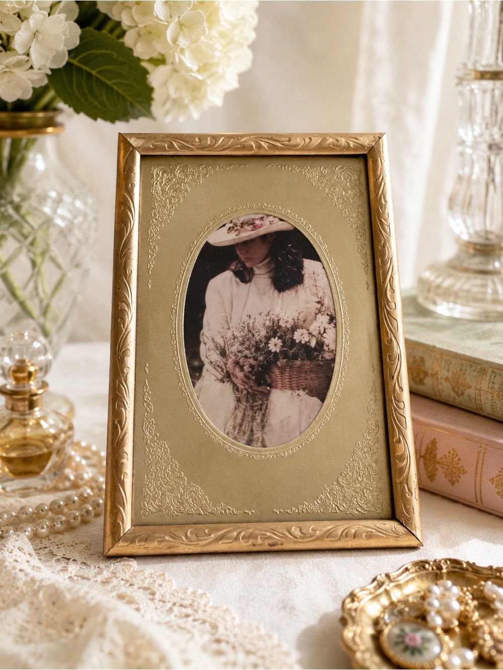 Vintage Gold Ornate Photo Frame Cottagecore Grandmillennial French Decor 3x5